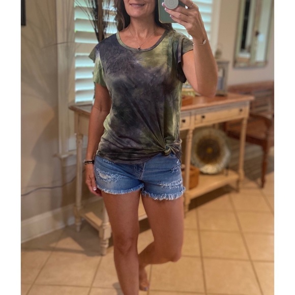 Tie Dye Flutter Ruffle Short Sleeve Green 3020 - Picture 4 of 10